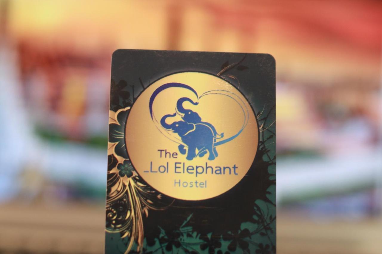 The Lol Elephant Hostel Bangkok Exteriör bild