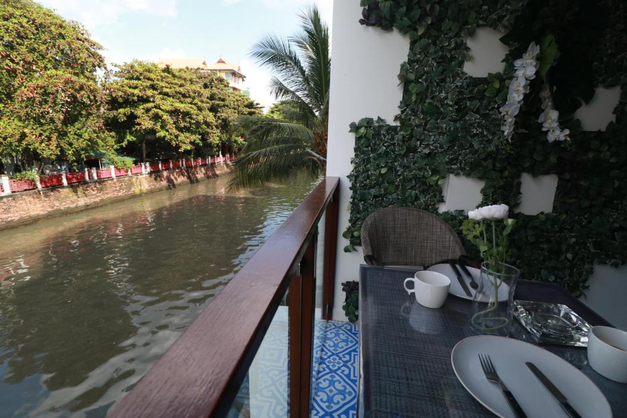 The Lol Elephant Hostel Bangkok Exteriör bild